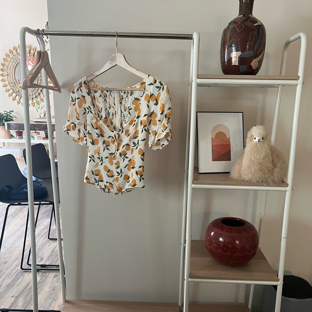 Delevan Top in Lemonade